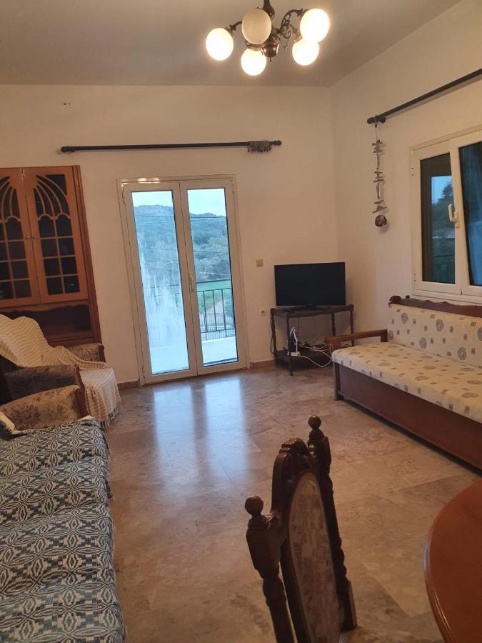Skinilla With Mountain View Apartment *