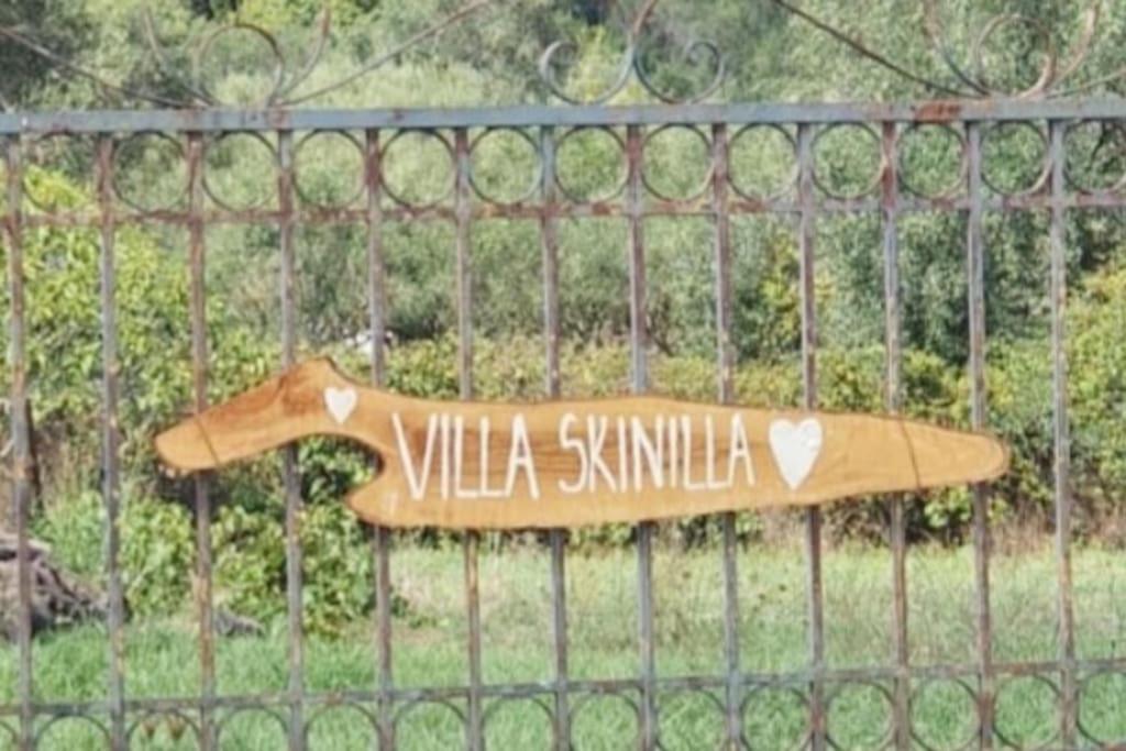 Skinilla With Mountain View *